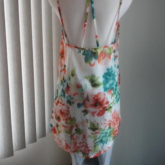 BLOUSE CAMISOLE Floral BODY CENTRAL Women's Medium - Picture 5 of 8